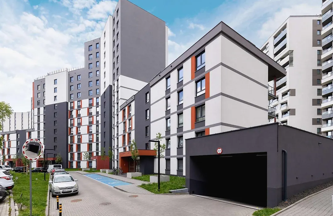 Elegant Apartment With Parking Near Tauron Arena Krakow By Noclegi Renters-1